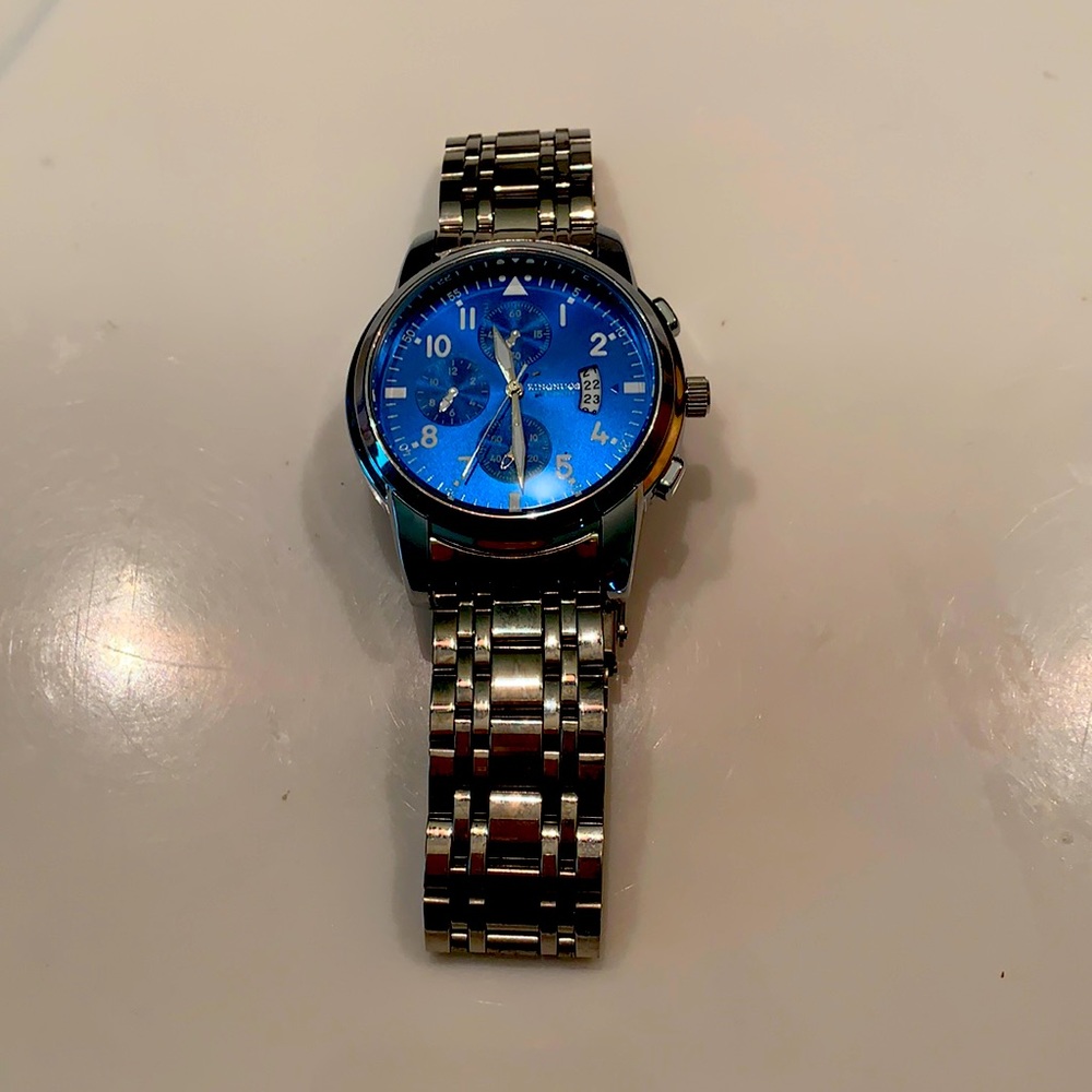 Brand new men’s blue faced watch